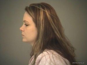 Amanda Edgell Arrest Mugshot