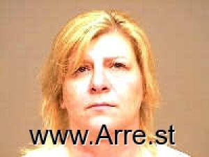 Cindy Sagle Arrest Mugshot