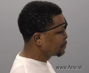 Lashane Liles Arrest Mugshot