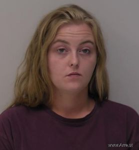 Leighann Carper Arrest Mugshot