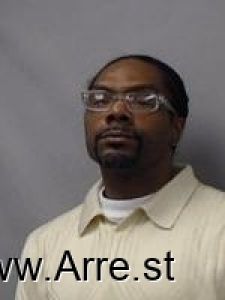 Levelle Booth Arrest Mugshot