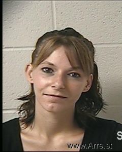Nikki Hinkle Arrest Mugshot
