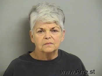 Angela D Henry Mugshot