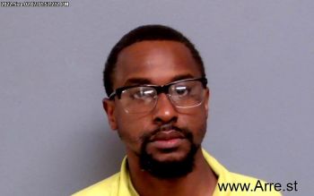 Benjou Deshea Jones Mugshot