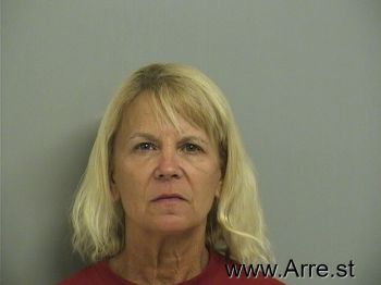 Dona Lynn Lewis Mugshot