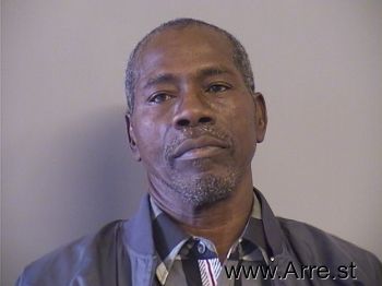 Ernie  Fields Mugshot