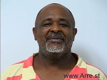 Kenneth Nmi Jr. Sanders Mugshot