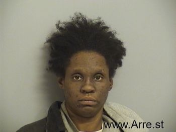 Latoya Lynn Fields Mugshot