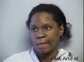 Latoya Lynn Fields Mugshot