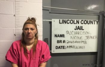 Nicole Jeanea Richardson Mugshot