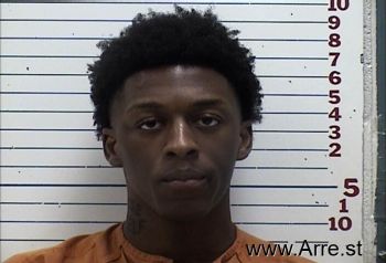 Noah Alante Xavier Curtis Mugshot