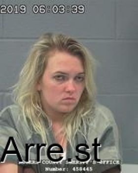 Shelby Louann Moore Mugshot