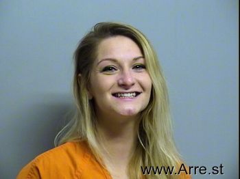 Shelby Raylynn Moore Mugshot