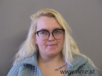 Shelby Louann Moore Mugshot