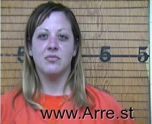 Emily Holt Arrest Mugshot