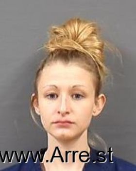 Amanda Airun Mathis Mugshot