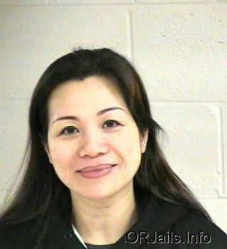 Huyen Thi Cong Mugshot