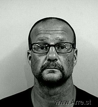 Robert Price Glass Mugshot