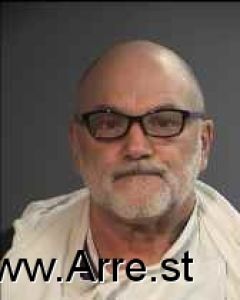 Wade Godat Arrest