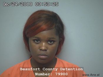 Caleshia Lanaye Wiggs Mugshot