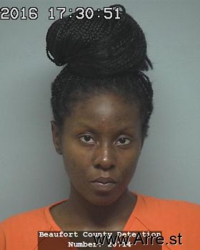 Jennikka Lashea Roberson Mugshot