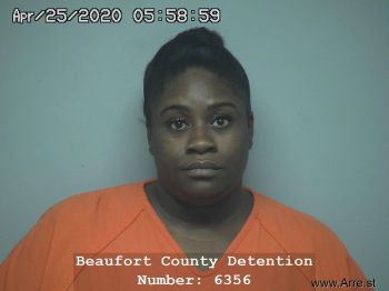 Latreece Monique Davis Mugshot