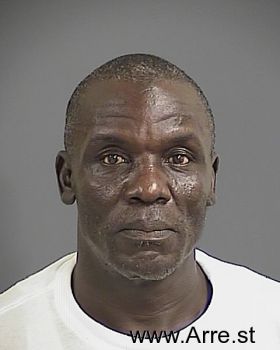 Louis Vinson Brown Mugshot