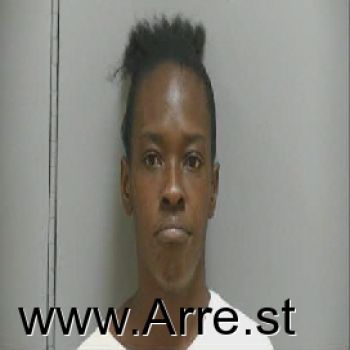 Sena Larranette Easterling Mugshot