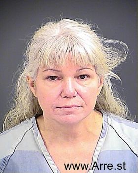 Suzanne  Adams Mugshot