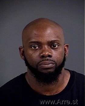 Travis Lamont Brown Mugshot