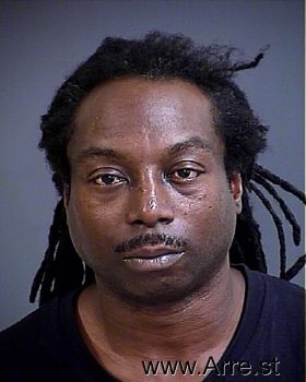 Travis Demond Dixon Mugshot