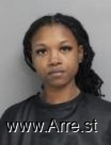 Regina Worthy Arrest Mugshot