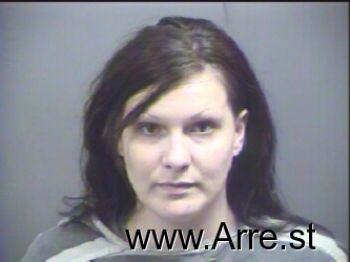 Amber Jenne Oakes Mugshot