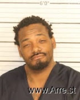 Carlos  Roberts Mugshot