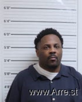 Christopher Deshun Banks Mugshot