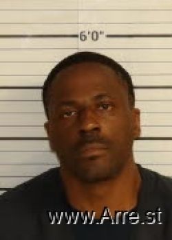 Christopher Deshun Banks Mugshot