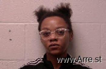 Conesha Shantice Lunsford Mugshot