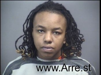 Ericka Lenneise Fowler Mugshot