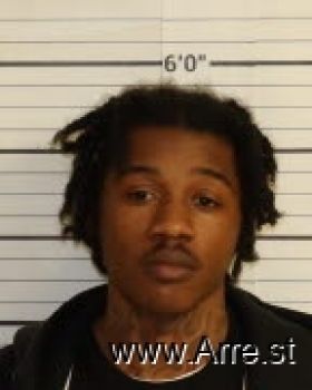 Jarquarius Treymond Moore Mugshot