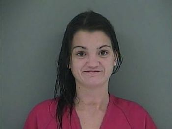 Lacey Victoria Easterly Mugshot