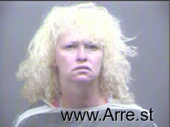 Laura Mae Davis Mugshot