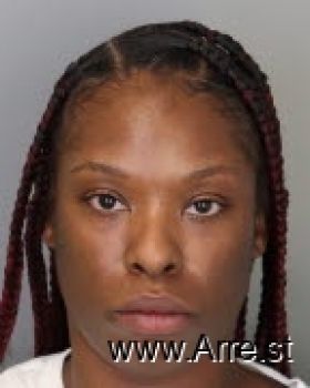 Marquisha L Smith Mugshot