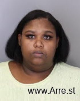 Pamela Jennelle Holt Mugshot