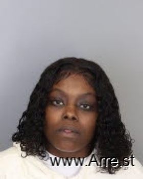 Quannita L Clark Mugshot