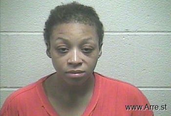 Quinelius Deshon Threat Mugshot