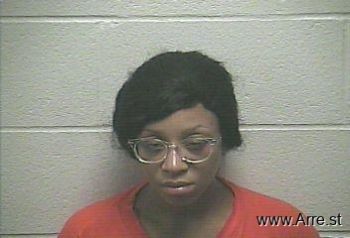 Quinelius Deshon Threat Mugshot