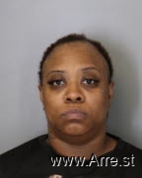 Shonda  White Mugshot