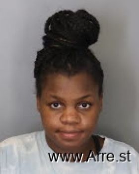 Terrineka Renee' Maxwell Mugshot