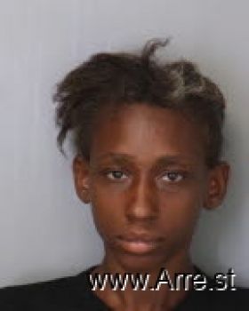 Tierra M Clash Mugshot