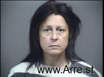 Tracy Renia Graves Mugshot